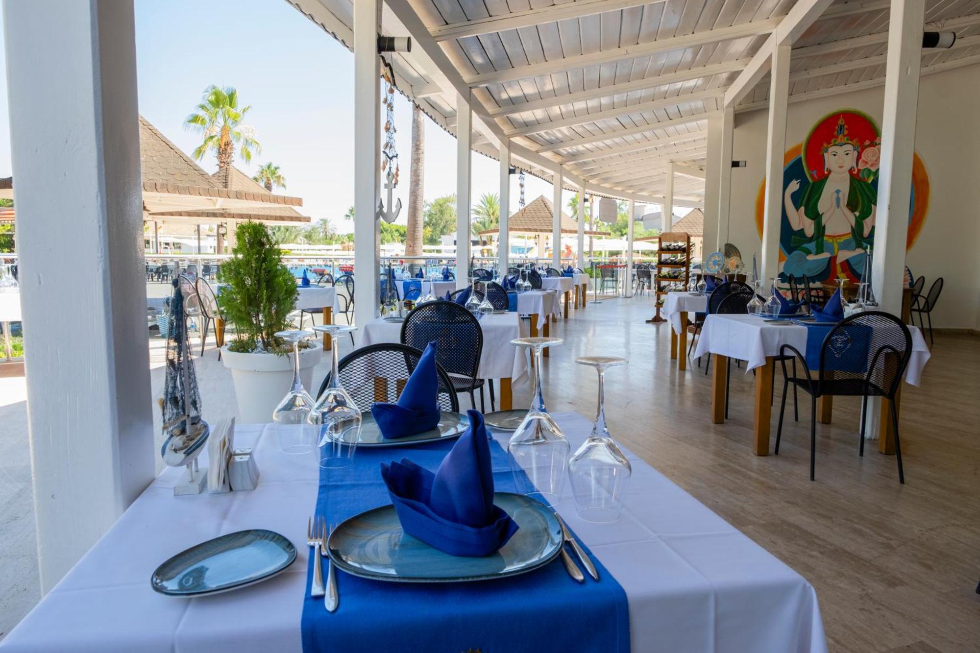 Euphoria Palm Beach Resort Kızılağaç Zewnętrze zdjęcie