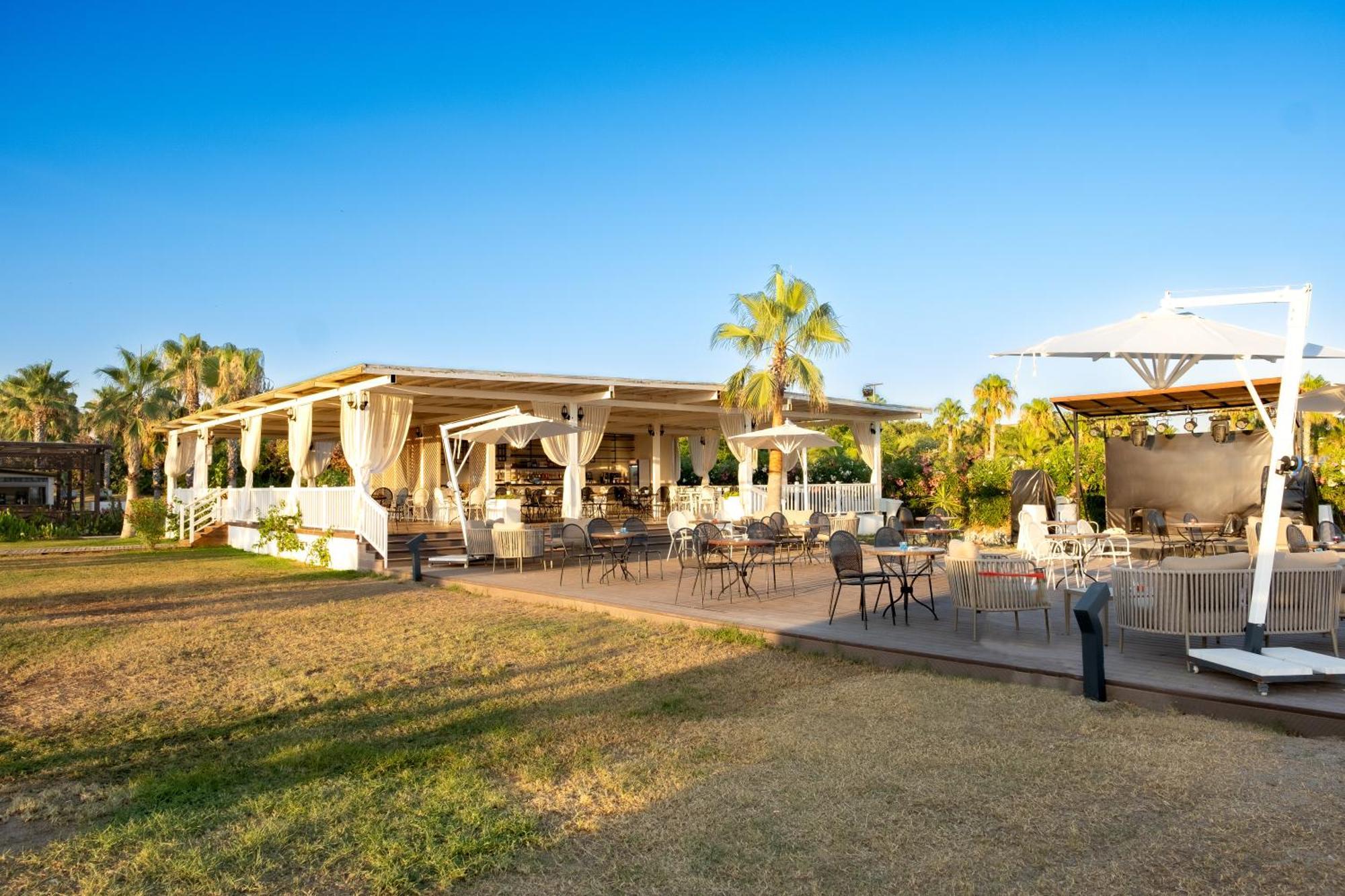 Euphoria Palm Beach Resort Kızılağaç Zewnętrze zdjęcie