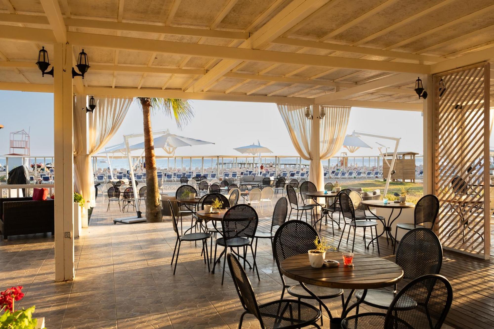 Euphoria Palm Beach Resort Kızılağaç Zewnętrze zdjęcie
