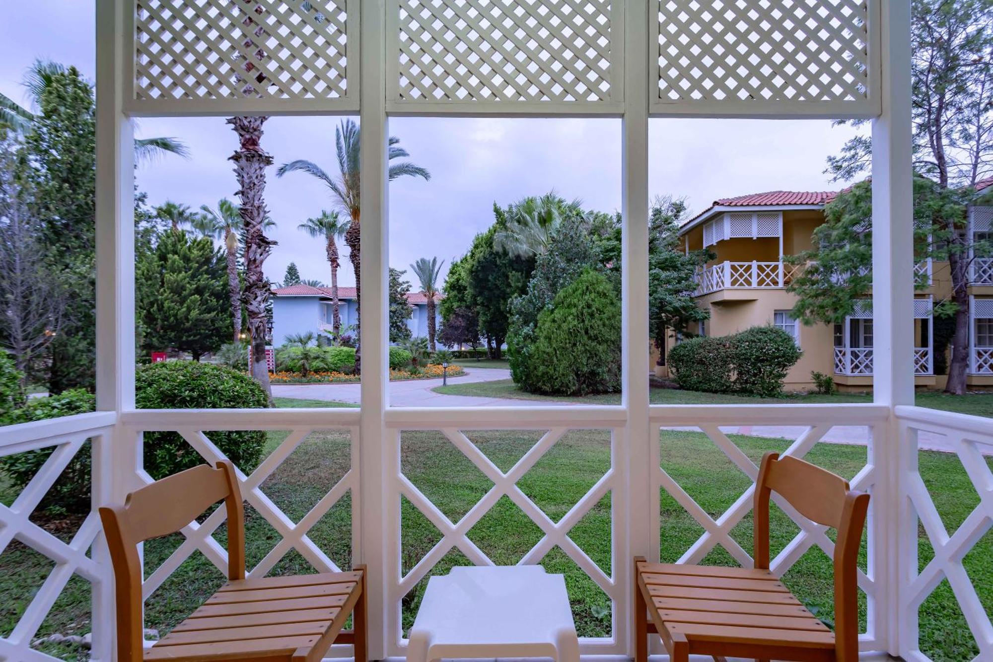 Euphoria Palm Beach Resort Kızılağaç Zewnętrze zdjęcie